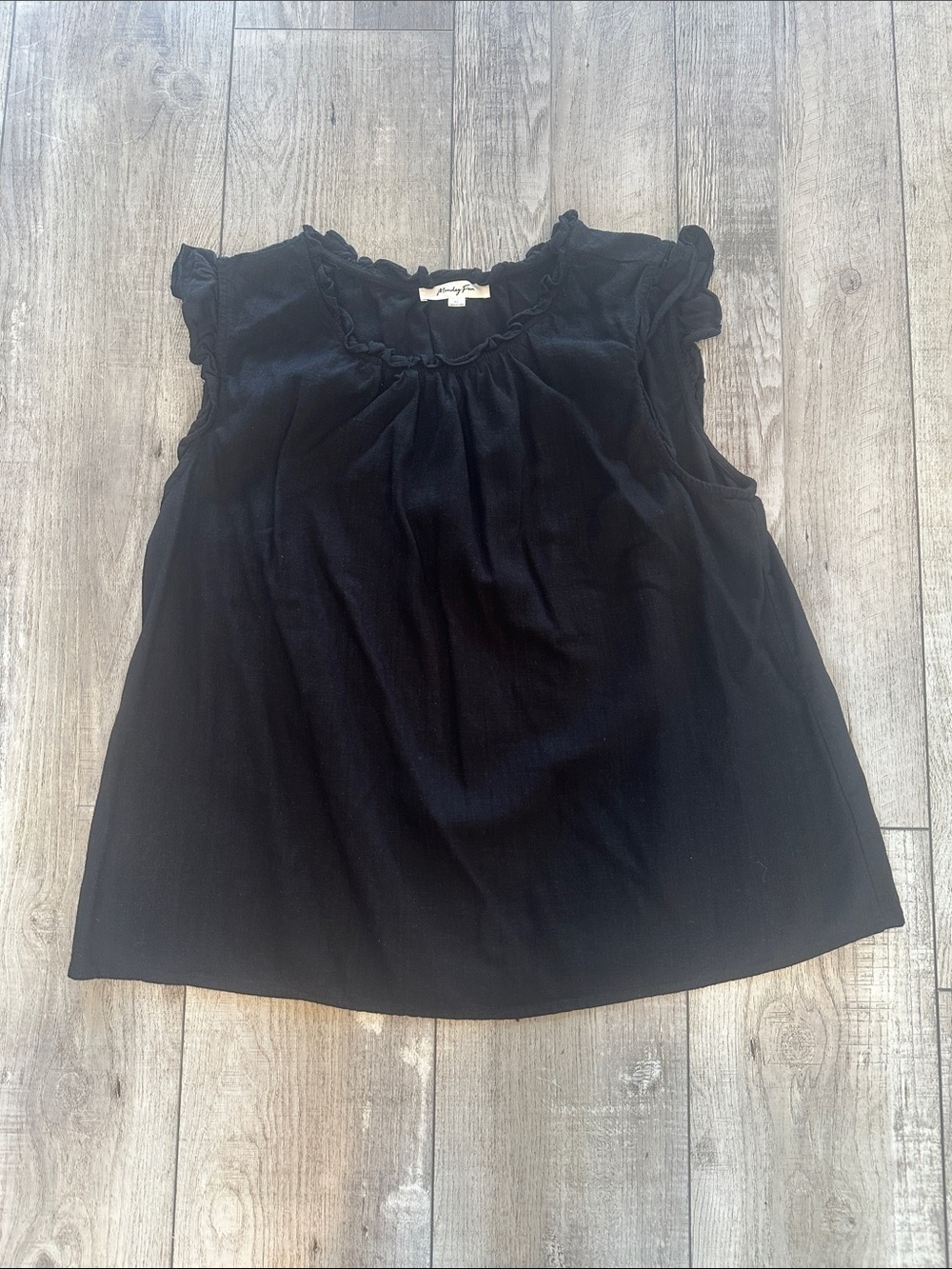 Black Ruffled Neck Tank Top - Unknown Brand